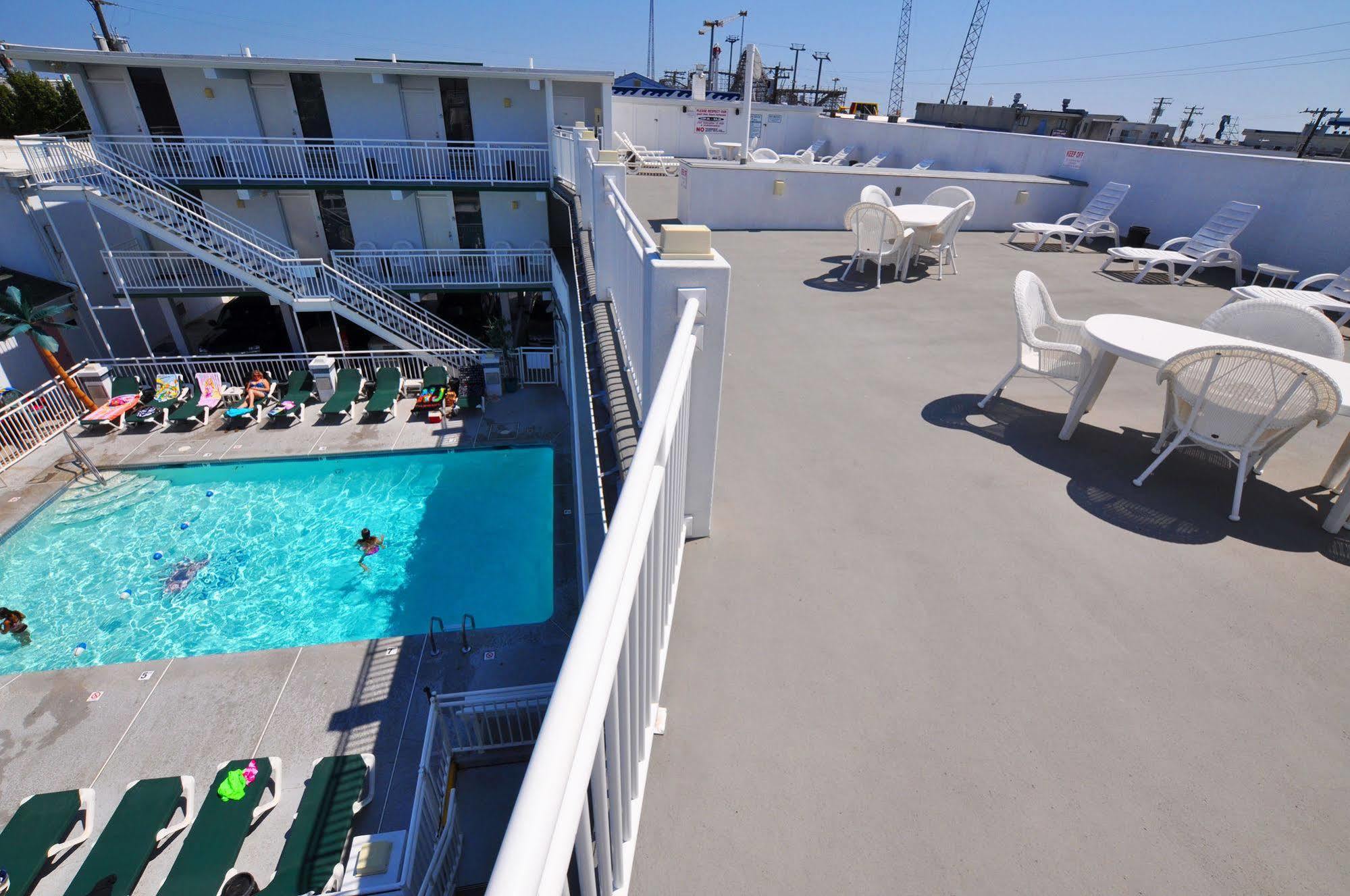 Riviera Resort&Suites Wildwood Exterior foto